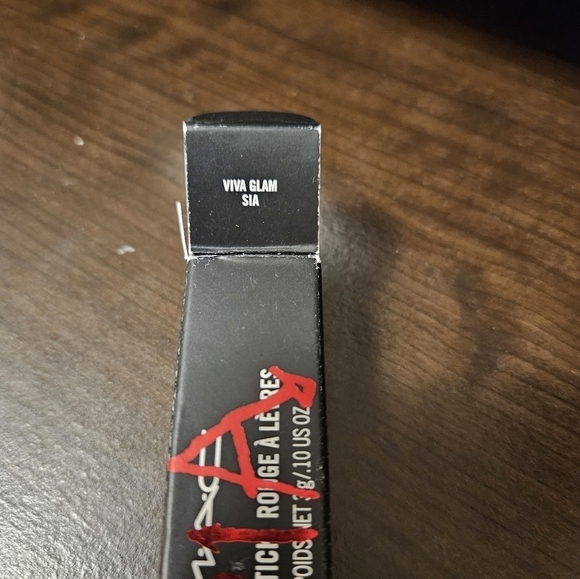 Mac Lipstick Viva Glam Sia (NIB) - Picture 7 of 7